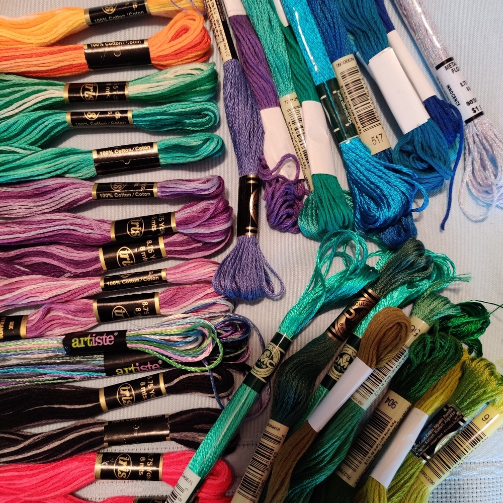 Lot of 60 assorted embroidery thread packs